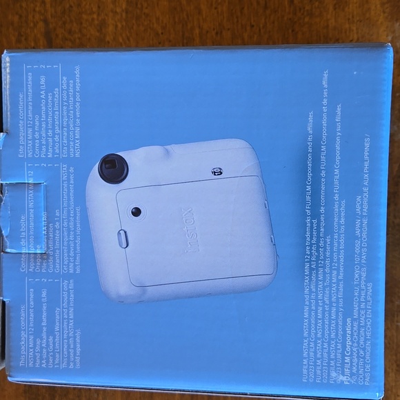 Fujifilm Instax Mini 12 - NEW With Box - Picture 2 of 4